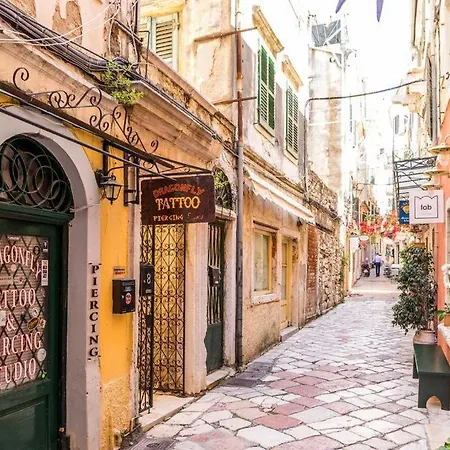 Queen Apartment, In The Heart Of Corfu Historical Old Town Center! Apartment